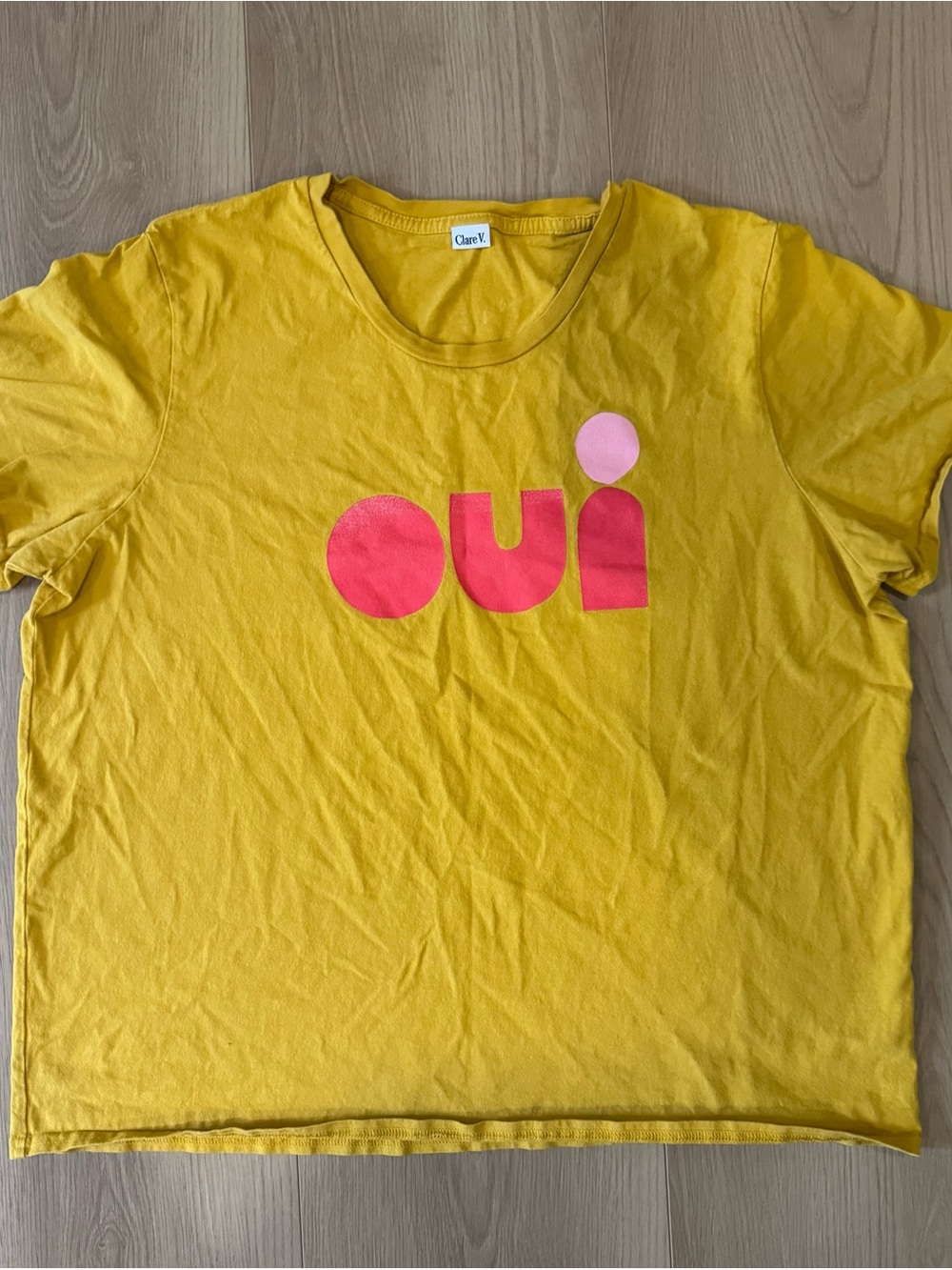 Clare V Yellow 'oui' Graphic Tee - Short Sleeve